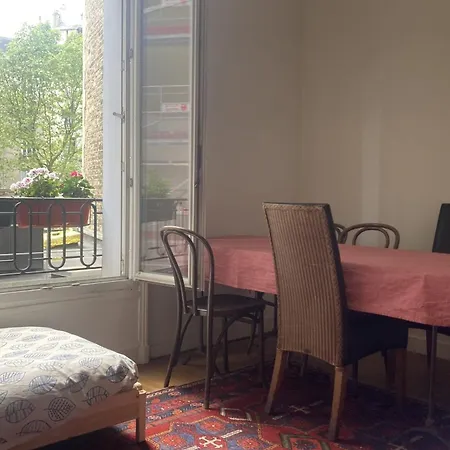 Cozy 2-room Near Montparnasse * Paris